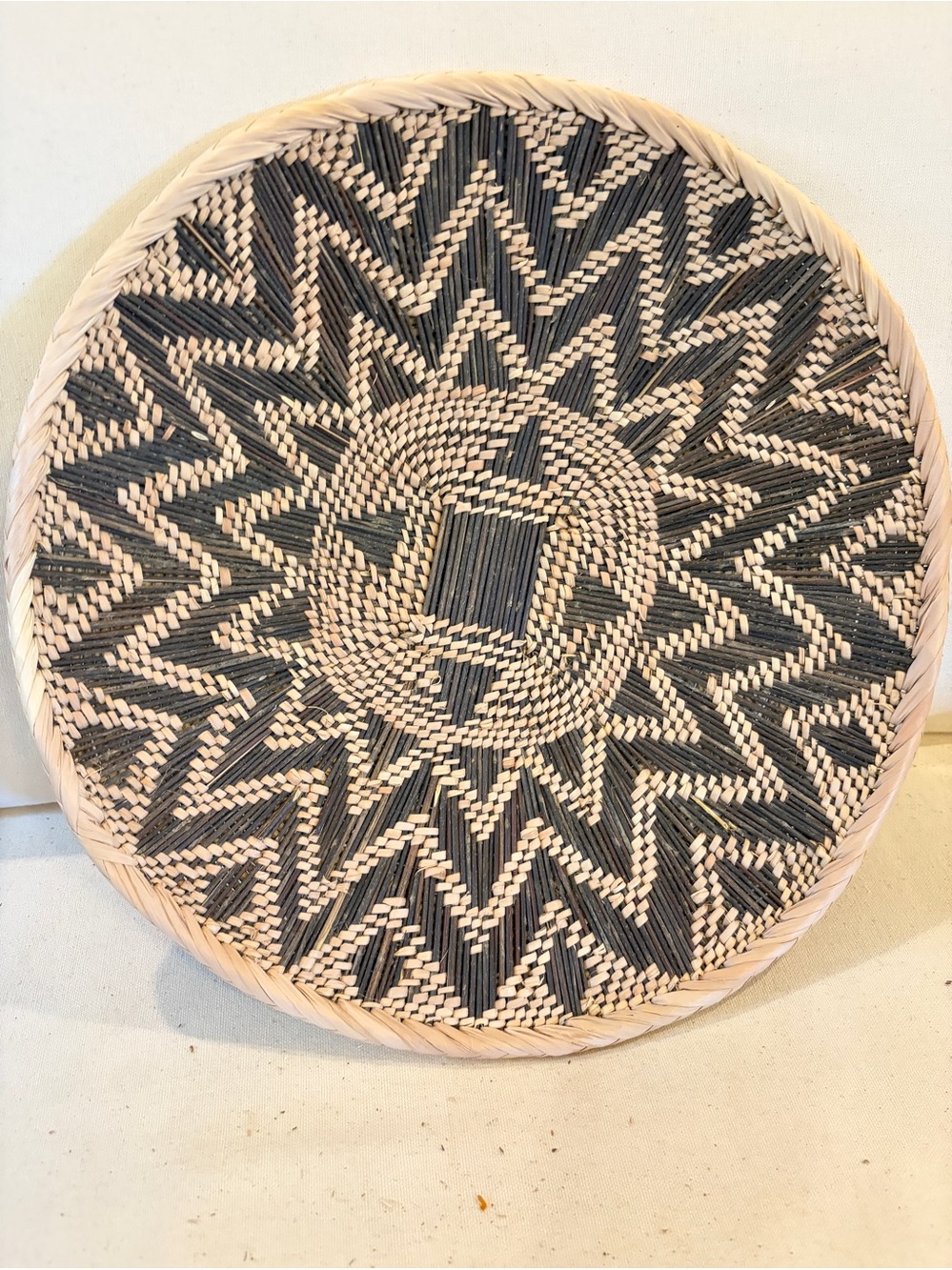 NEW African Woven Basket. Tonga people of Zambia 13.5” Across